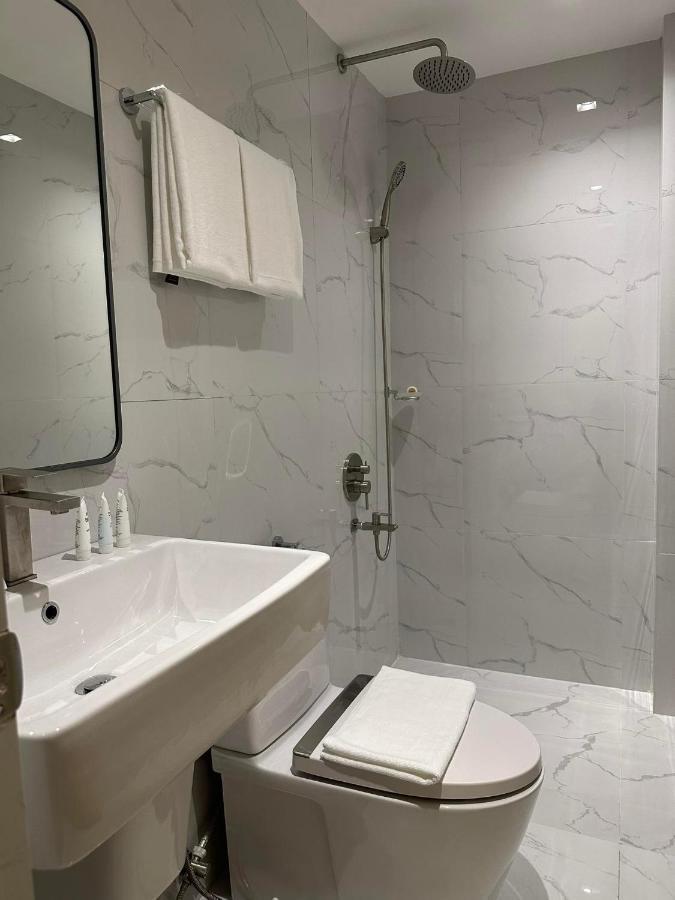 West Prime Hotel Calbayog Esterno foto